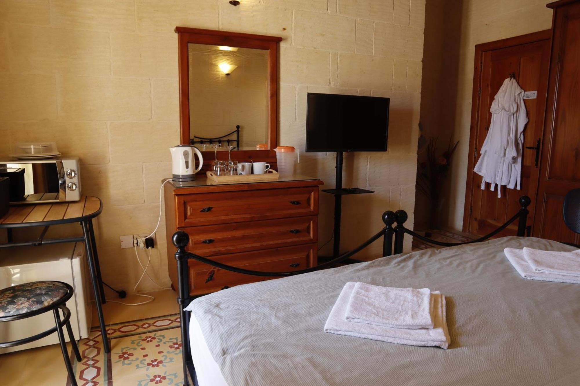 Rosehill B&B Xaghra Bagian luar foto