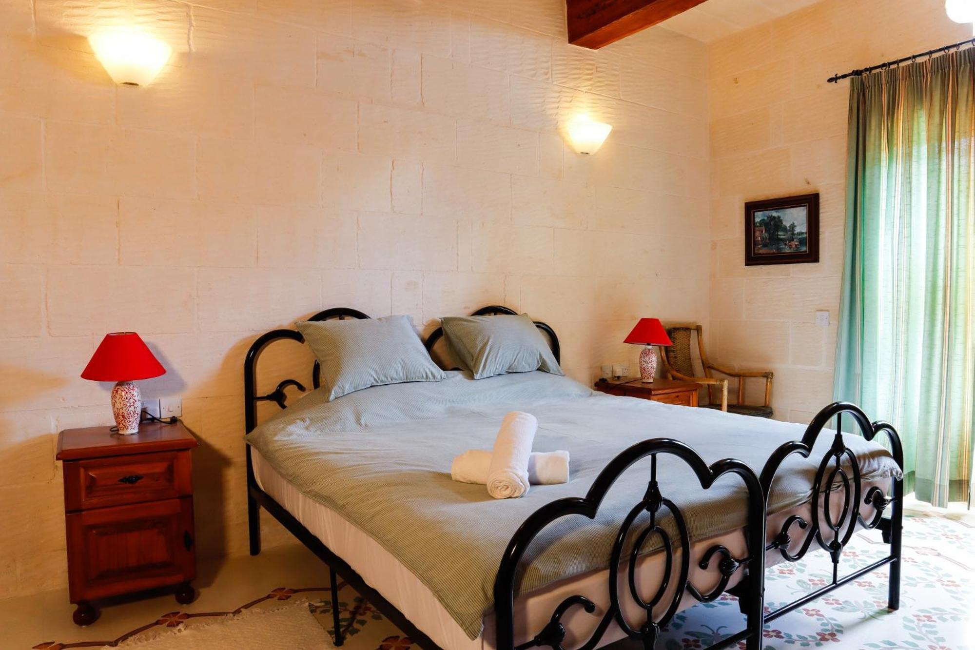 Rosehill B&B Xaghra Bagian luar foto