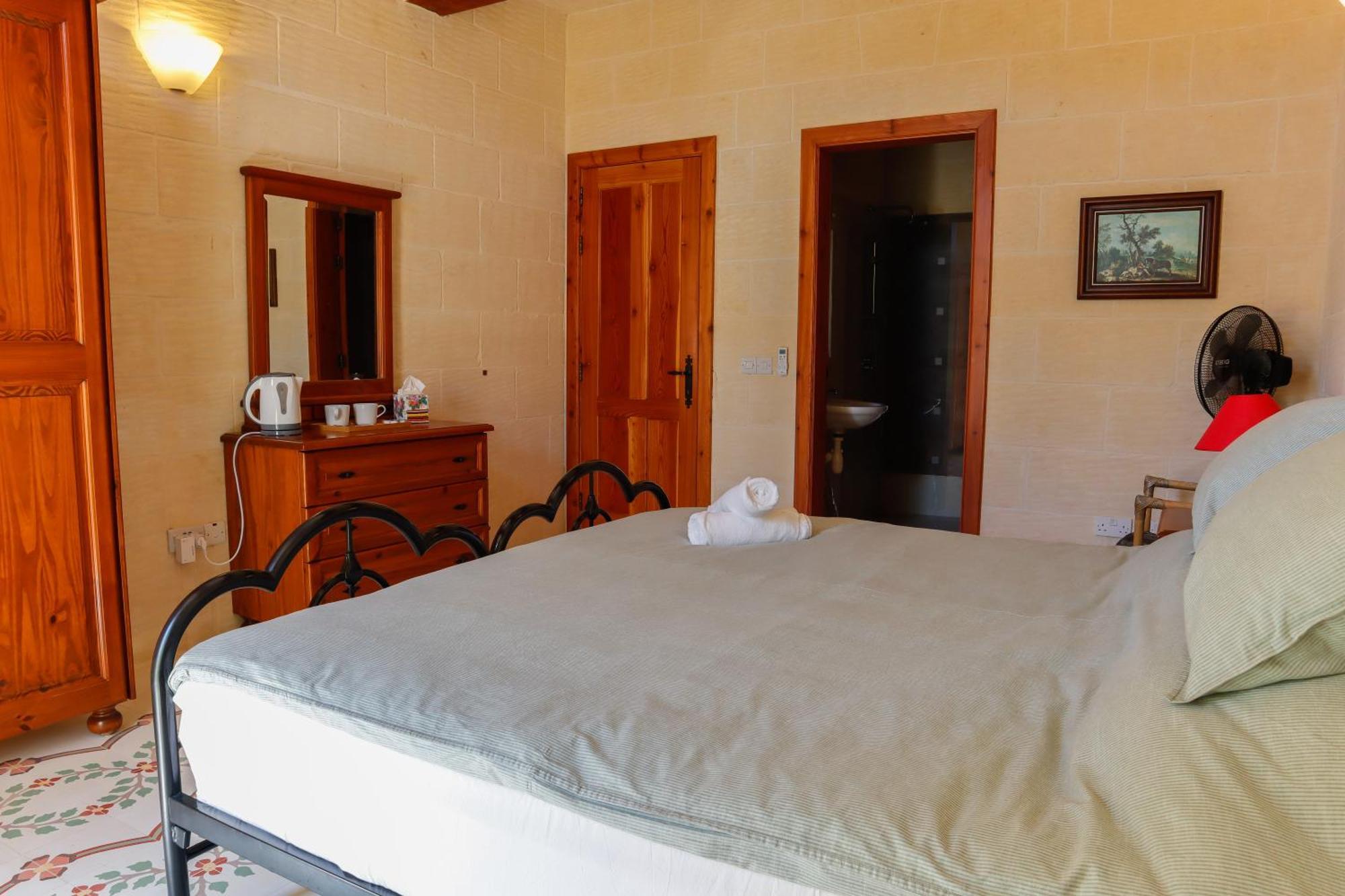 Rosehill B&B Xaghra Bagian luar foto